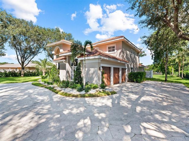 6114 NW 74th Terrace, Parkland, FL 33067