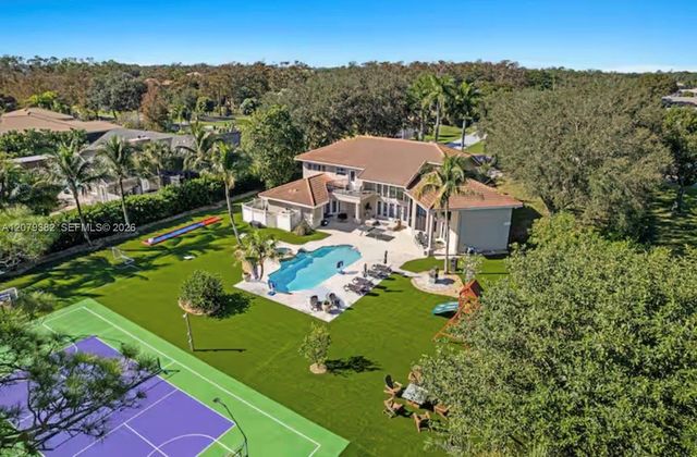 6114 NW 74th Terrace, Parkland, FL 33067