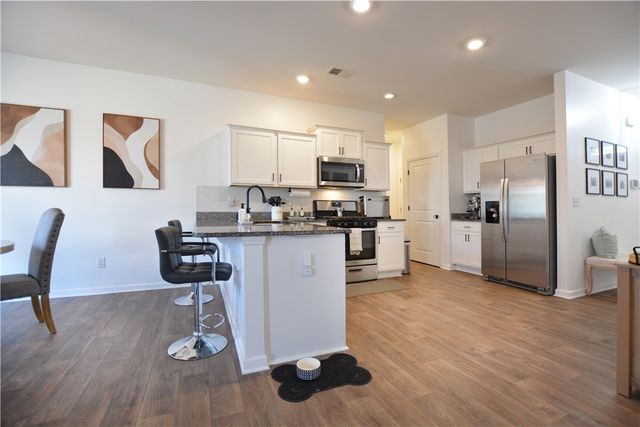 242 Hillendale Way, Pelzer, SC 29669