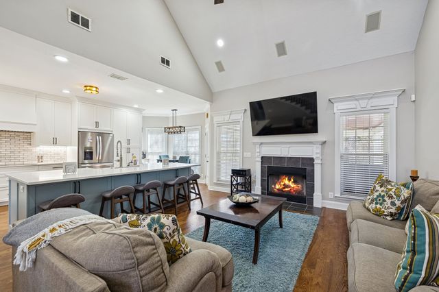 519 Titans Circle, Murfreesboro, TN 37127