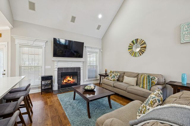 519 Titans Circle, Murfreesboro, TN 37127