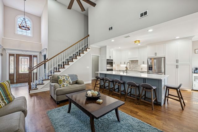 519 Titans Circle, Murfreesboro, TN 37127