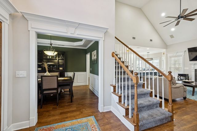 519 Titans Circle, Murfreesboro, TN 37127