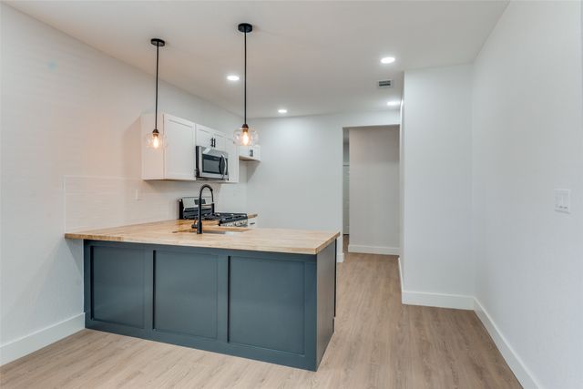 2332 Poplar Street, Dallas, TX 75215