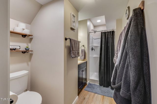 1933 Birchwood Road, Kingsport, TN 37660