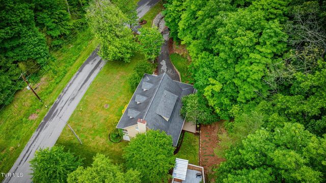 1933 Birchwood Road, Kingsport, TN 37660
