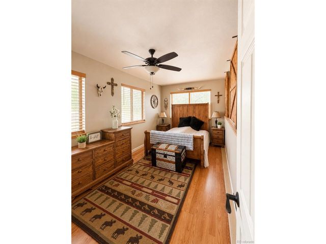 470 Lakeview Dr, Drake, CO 80515
