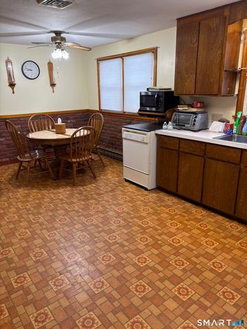 419 Jerome Avenue, Burlington, CT 06013