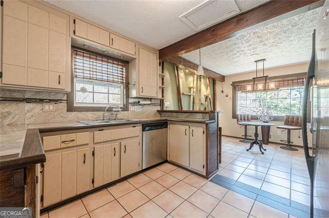 3967 Fairington Drive, Marietta, GA 30066