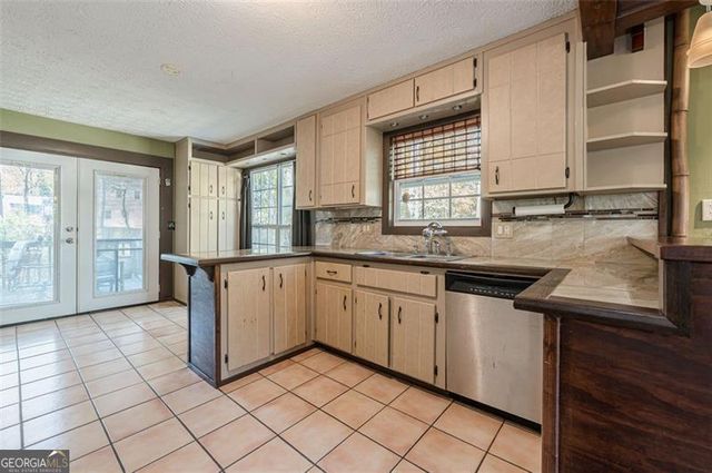 3967 Fairington Drive, Marietta, GA 30066