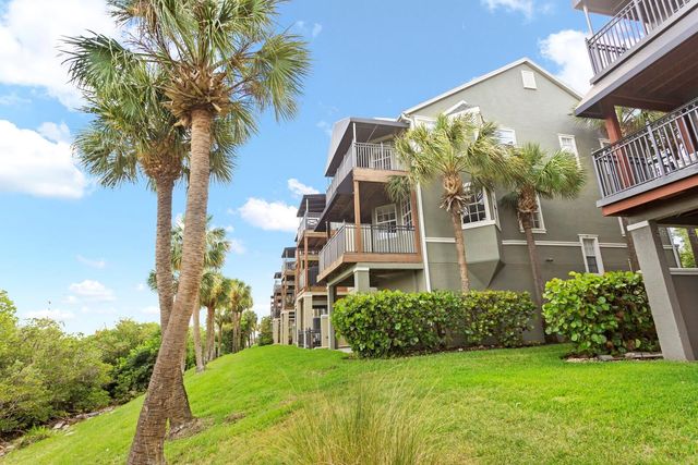 1450 HARBOUR WALK ROAD, Tampa, FL 33602