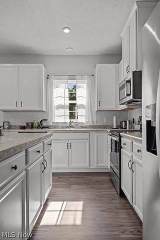 4013 N Steels Circle, Stow, OH 44224