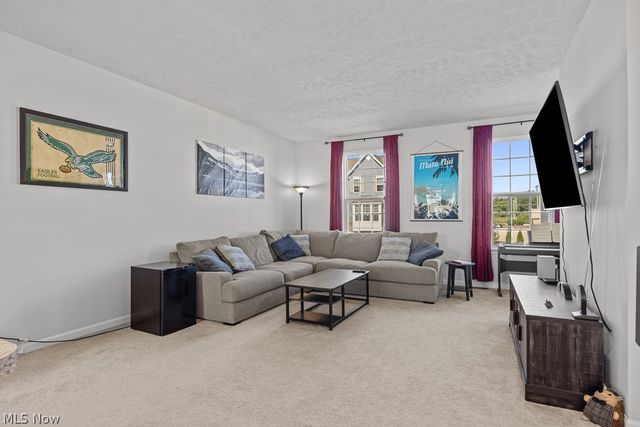 4013 N Steels Circle, Stow, OH 44224