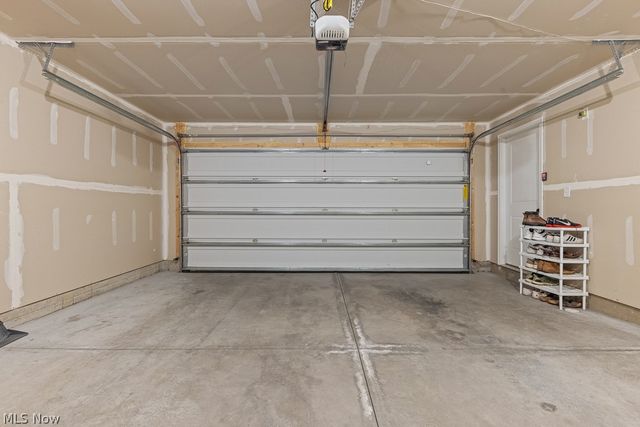 4013 N Steels Circle, Stow, OH 44224