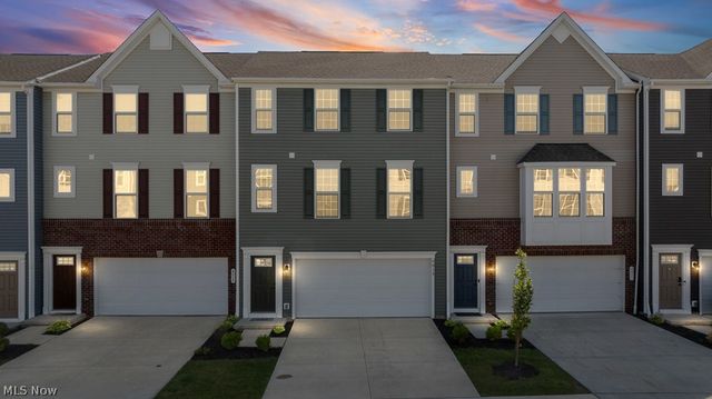 4013 N Steels Circle, Stow, OH 44224