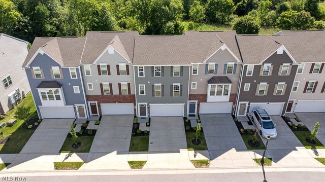 4013 N Steels Circle, Stow, OH 44224