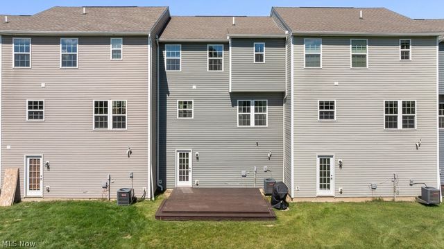 4013 N Steels Circle, Stow, OH 44224