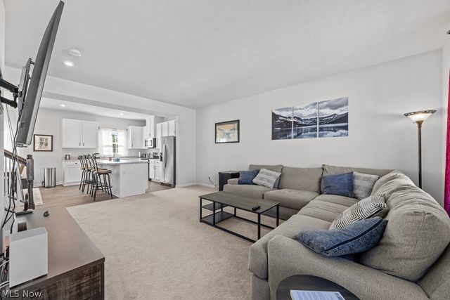 4013 N Steels Circle, Stow, OH 44224