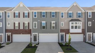 4013 N Steels Circle, Stow, OH 44224
