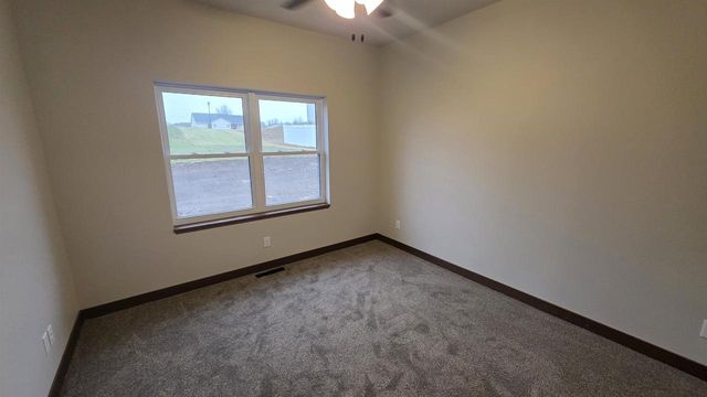 325 Model Road, Cuba City, WI 53807