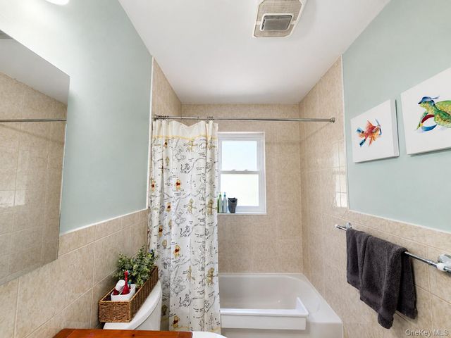 10 Pepperill Court, New City, NY 10956
