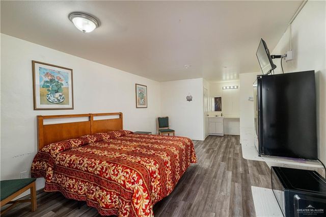 2418 S Cage Boulevard, Pharr, TX 78577