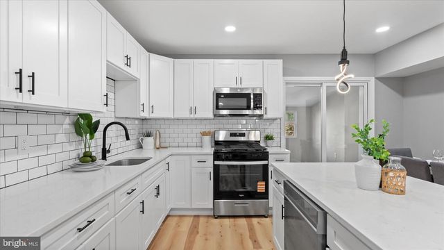 2038 DRUID PARK DR, Baltimore, MD 21211