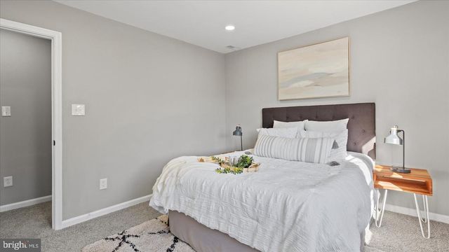 2038 DRUID PARK DR, Baltimore, MD 21211