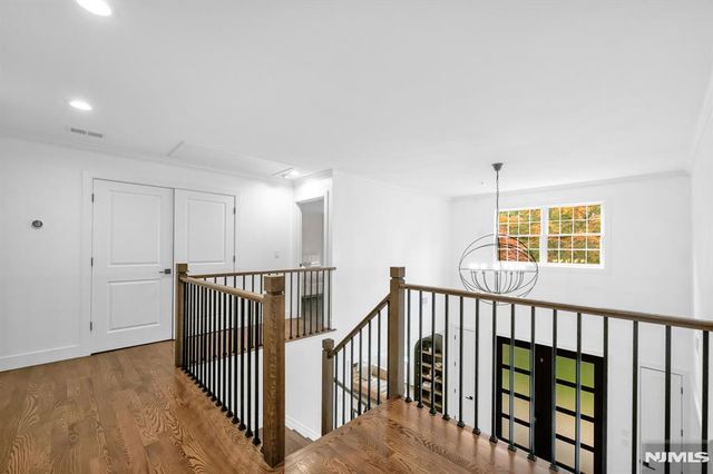 526 Track Lane, River Vale, NJ 07675