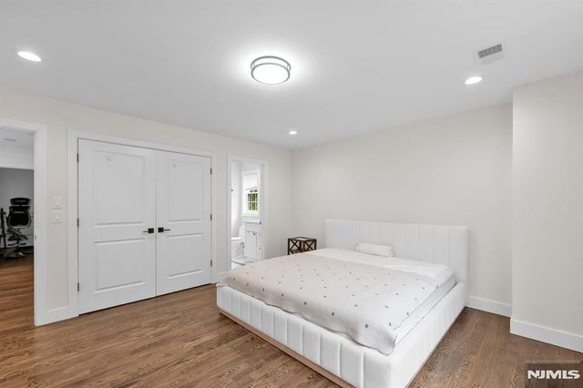 526 Track Lane, River Vale, NJ 07675