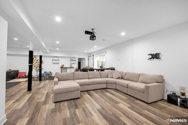 526 Track Lane, River Vale, NJ 07675