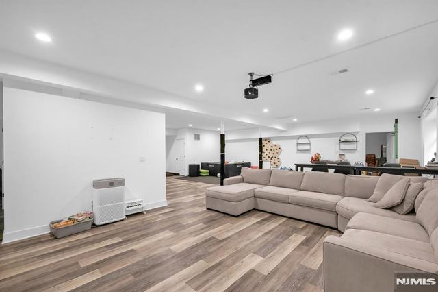 526 Track Lane, River Vale, NJ 07675