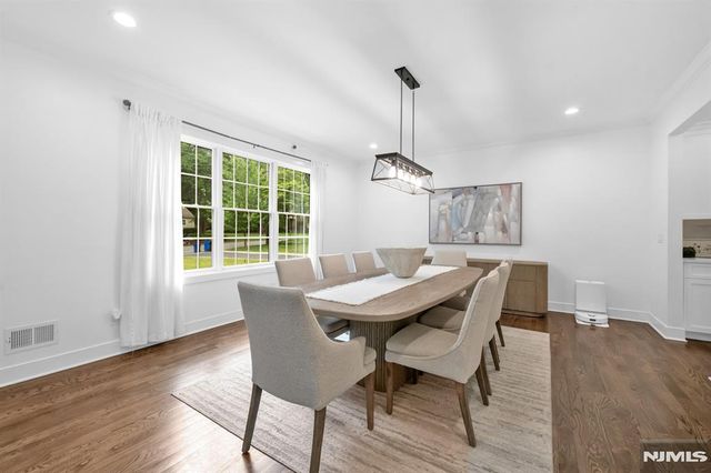 526 Track Lane, River Vale, NJ 07675