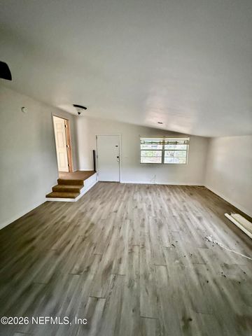 7330 ELWOOD Avenue, Jacksonville, FL 32208