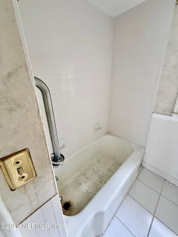 7330 ELWOOD Avenue, Jacksonville, FL 32208