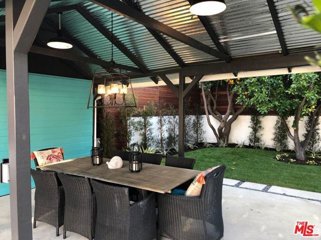4217 Irvine Avenue, Studio City (los Angeles), CA 91604
