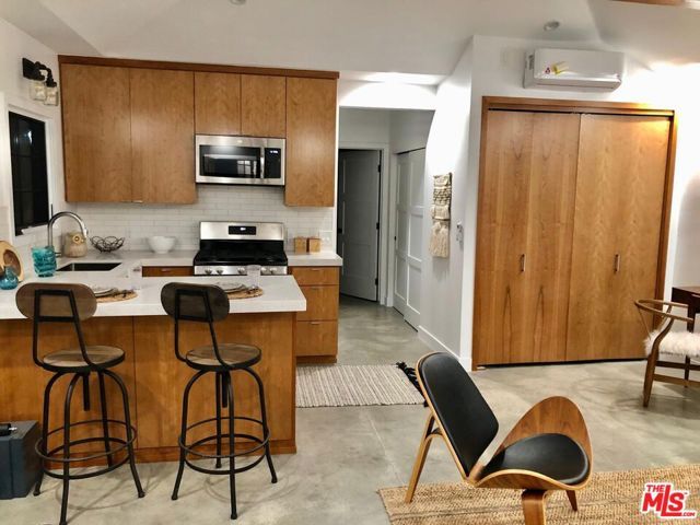 4217 Irvine Avenue, Studio City (los Angeles), CA 91604