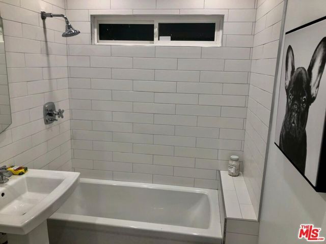 4217 Irvine Avenue, Studio City (los Angeles), CA 91604