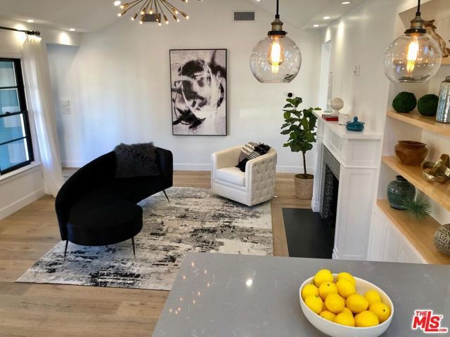 4217 Irvine Avenue, Studio City (los Angeles), CA 91604