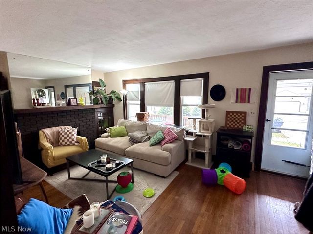 1301 Spring Road, Cleveland, OH 44109