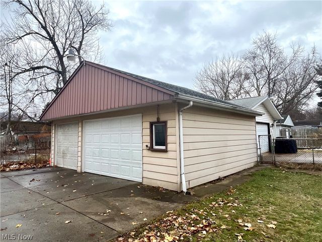 1301 Spring Road, Cleveland, OH 44109