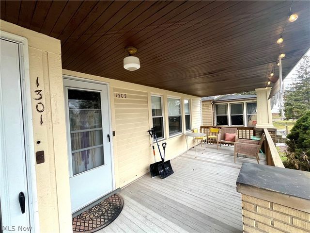 1301 Spring Road, Cleveland, OH 44109