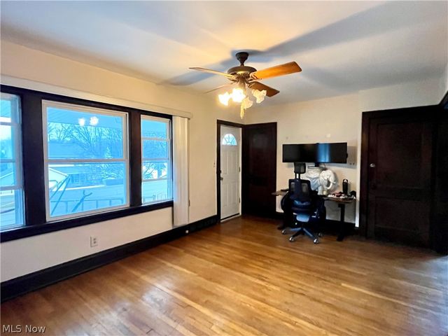 1301 Spring Road, Cleveland, OH 44109