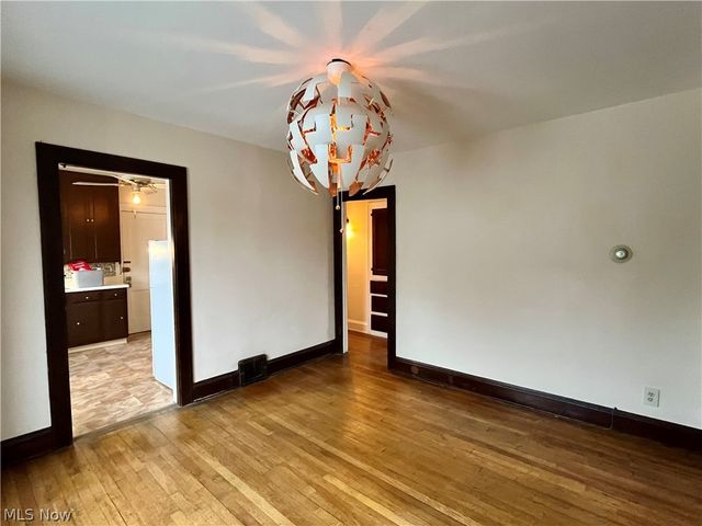 1301 Spring Road, Cleveland, OH 44109