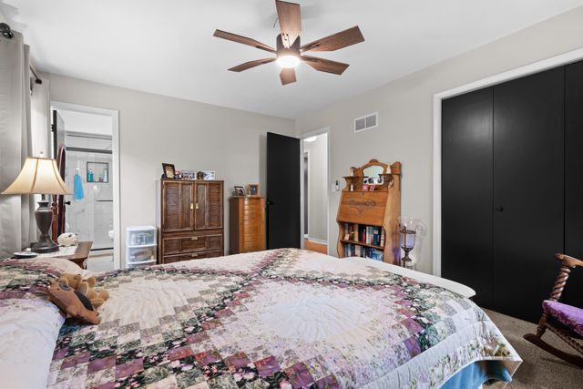 372 Greenbrier Lane, Hollister, MO 65672