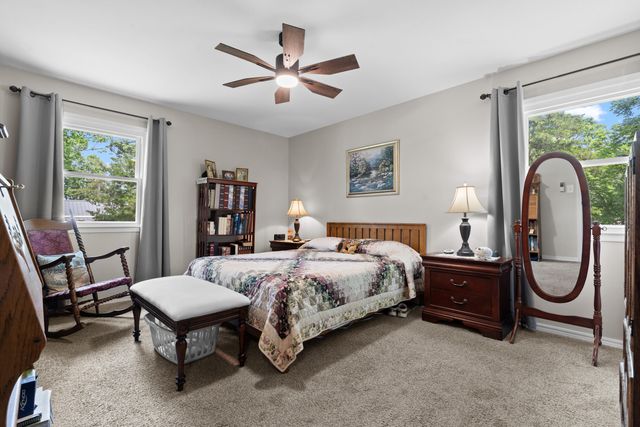 372 Greenbrier Lane, Hollister, MO 65672