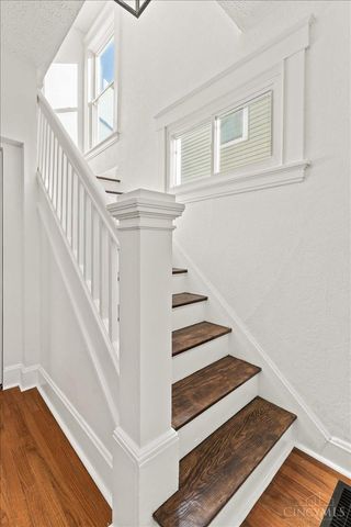 4026 Burwood Avenue, Norwood, OH 45212