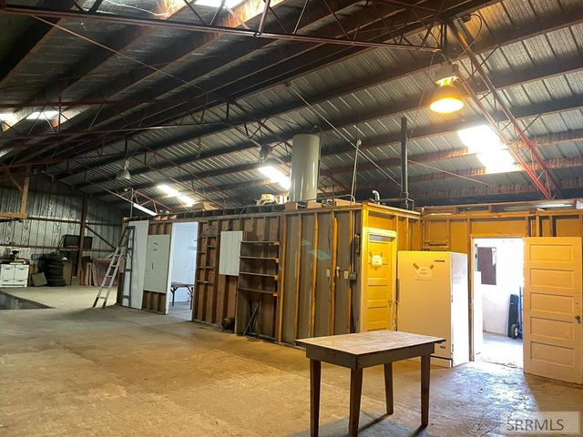 24707 Hwy 93, Challis, ID 83226