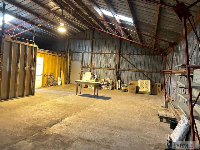 24707 Hwy 93, Challis, ID 83226