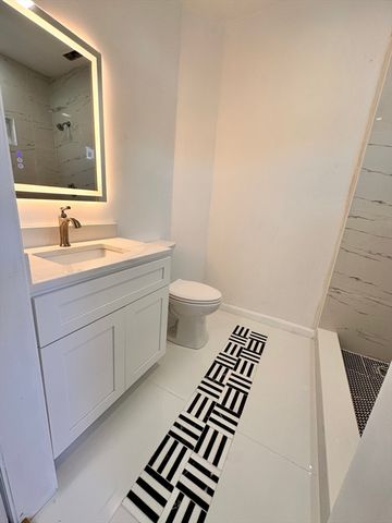524 Howard St 2, Lawrence, MA 01841